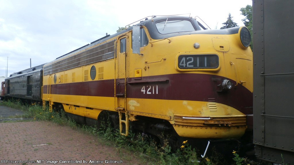 LTV 4211 & Mystery Baggage Car